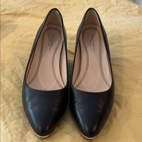 Cole Haan grand ambition wedges 7.5 - Picture 2 of 7